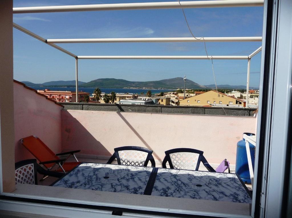 Favola Di Continentsardinia Apartment Алгеро Стая снимка