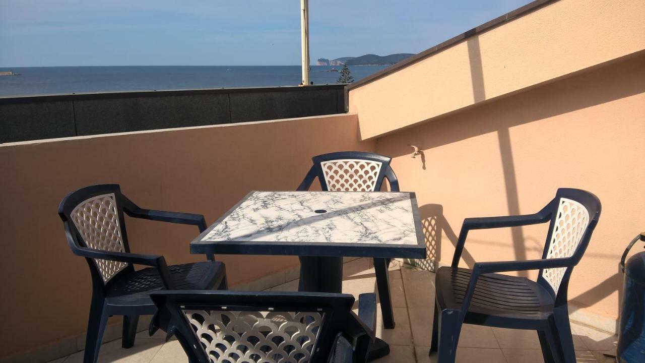 Favola Di Continentsardinia Apartment Алгеро Екстериор снимка